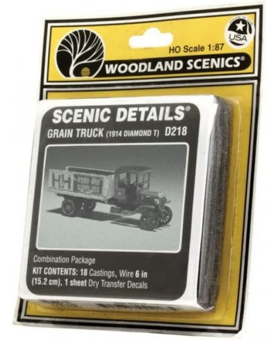 HO Grain Truck Diamond T $32.65 - Toy Vehicle Playsets