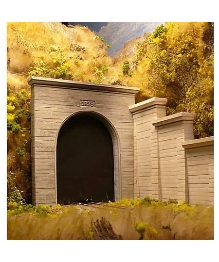 HO Scale Single Concrete Tunnel Portal $32.49 - Toy Vehicle Playsets