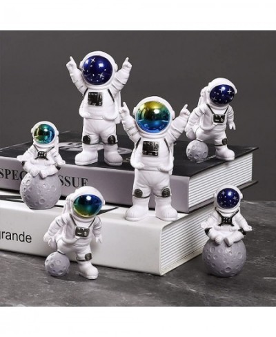 4 Pcs Astronaut Figurines Cake Topper Miniature Astronaut Toys Space Cake Topper Spaceman Statues for Home Desktop Decor Spac...